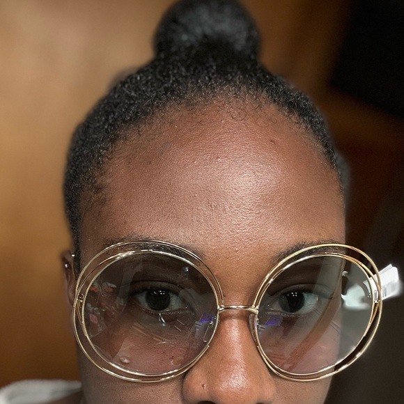 CHLOÈ Stylish Gold Round Sunglasses - Picture 1 of 12
